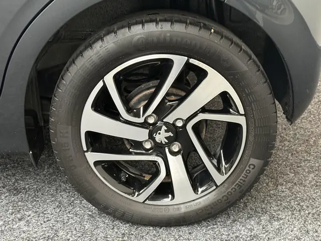 Peugeot 108 1.0 e-VTi Allure 2018 Benzine 26