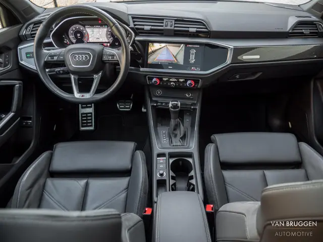 Audi Q3 Sportback 45 TFSI e S-Line 2021 Hybride Benzine 10