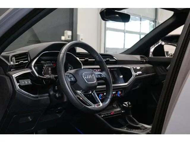 Audi Q3 Sportback TFSI RS 2022 Benzine 22