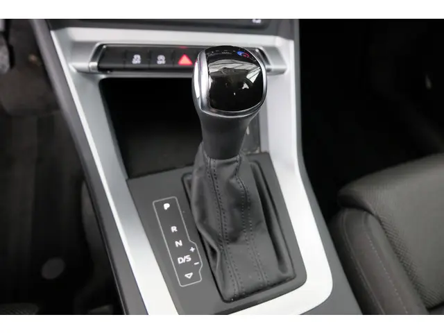 Audi Q3 40 TFSI quattro Pro Line 2019 Benzine 12