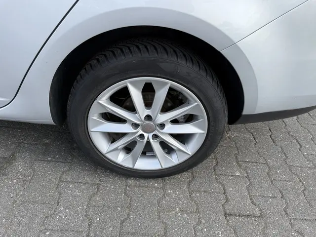 SEAT Ibiza ST 1.4 TSI FR 2013 Benzine 23