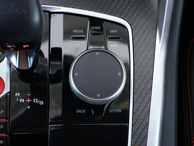 BMW XM PHEV Label Red 30 kWh 2025 Hybride Benzine 55