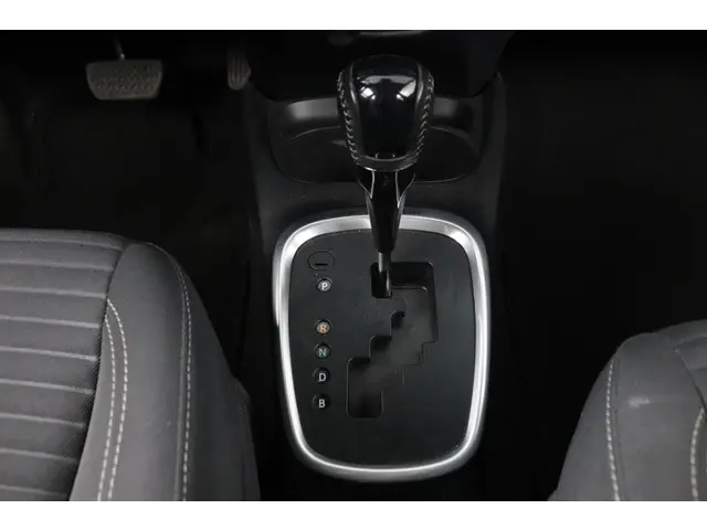 Toyota Yaris 1.5 Hybrid Dynamic 2020 Hybride Benzine 15