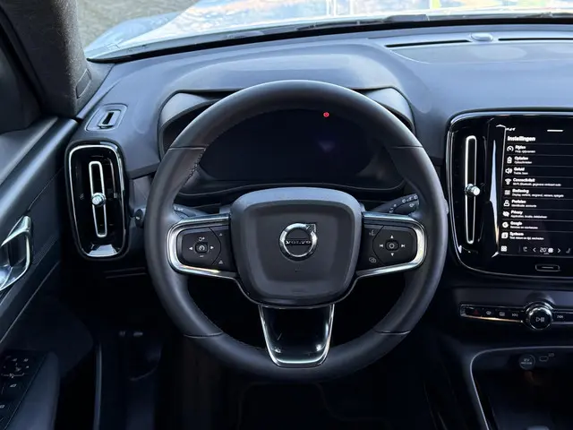 Volvo XC40 Recharge Plus 70 kWh 2022 Elektrisch 10