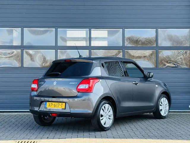 Suzuki Swift 1.2 SELECT 2019 Benzine 3