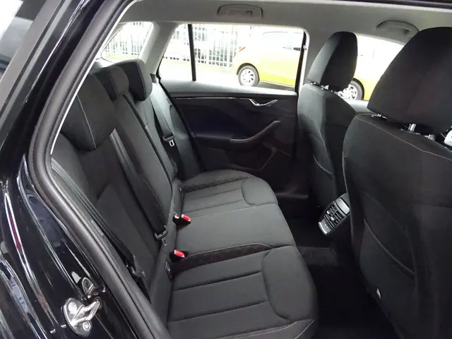 Škoda Kamiq 1.0 TSI Ambition 2021 Benzine 13