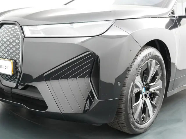 BMW iX M60 112 kWh 2022 Elektrisch 31