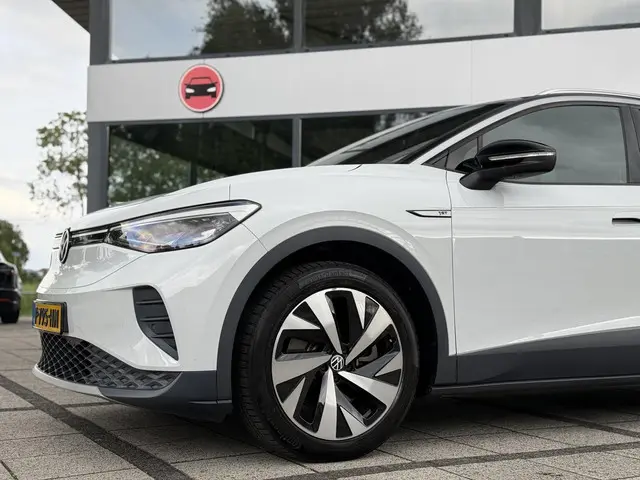 Volkswagen ID.4 Aut. First Edition 77kWh 2020 Elektrisch 9