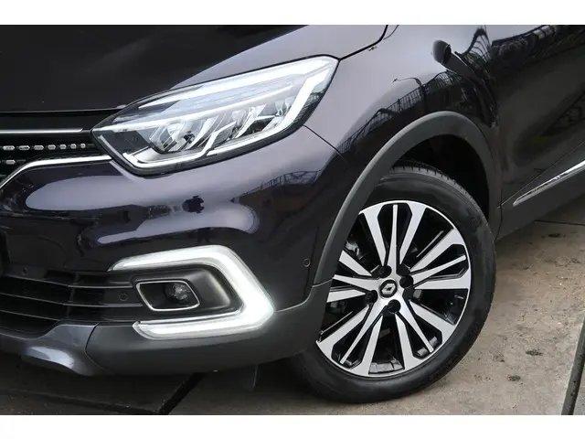 Renault Captur TCe 150 EDC Initiale Paris 2019 Benzine 10