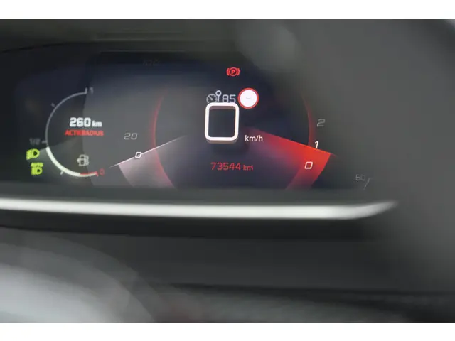 Peugeot 2008 PureTech 130 GT Pack 2022 Benzine 40