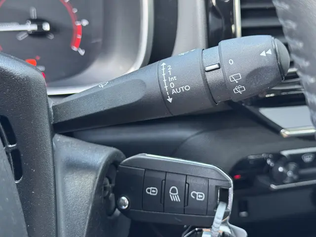 Citroën C5 Aircross 1.2 PureTech Live 2019 Benzine 29