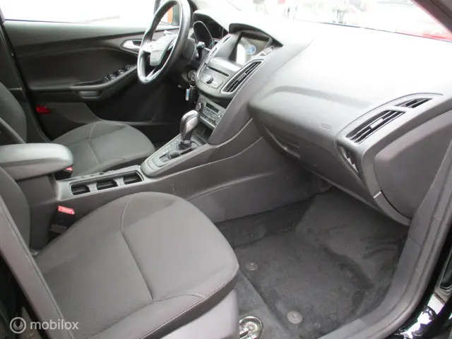 Ford Focus Wagon 1.0 Trend Automaat 2018 Benzine 16