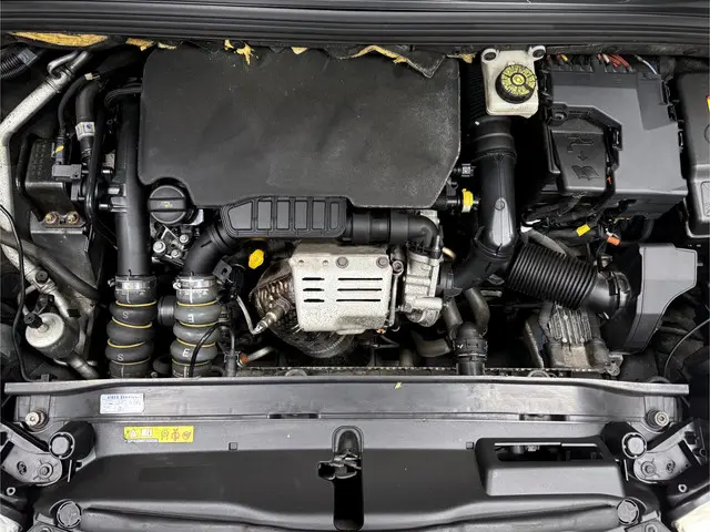 Citroën C4 1.2 PureTech Exclusive 2014 Benzine 22