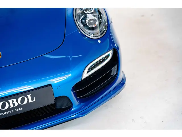 Porsche 911 Turbo 2014 Benzine 23