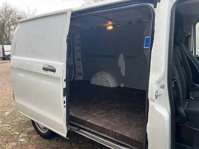 Mercedes-Benz Vito 111 CDI Lang EURO 5 2015 Diesel 7