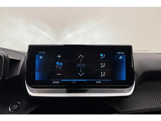 Peugeot 2008 1.2 PureTech Allure Pack 2022 Benzine 25