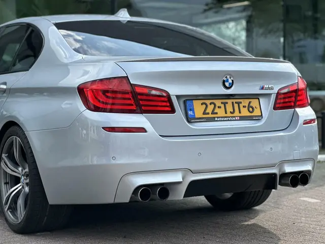 BMW M5 5-serie 2012 Benzine 11