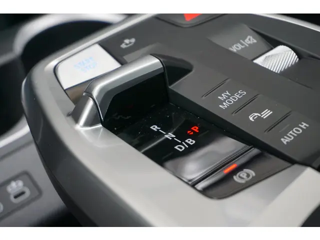 BMW iX1 eDrive20 67 kWh 2025 Elektrisch 12