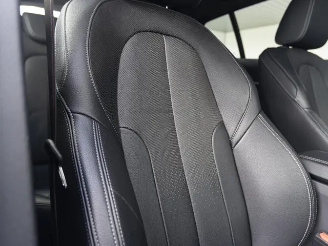 BMW 1 Serie 118i 2021 Benzine 12