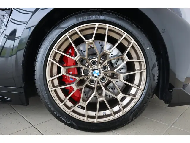 BMW M4 CS 2025 Benzine 6