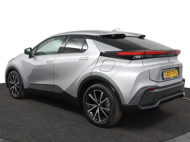 Toyota C-HR 1.8 Hybrid 140 Dynamic 2024 Hybride Benzine 12