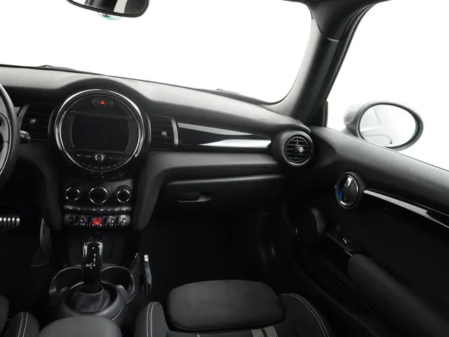 MINI Cooper Mini 1.5 2021 Benzine 22