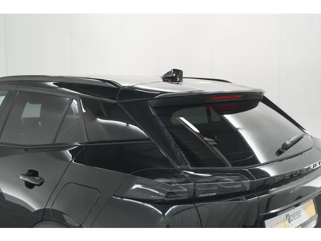 Peugeot 2008 PureTech 130 EAT8 GT 2025 Benzine 25