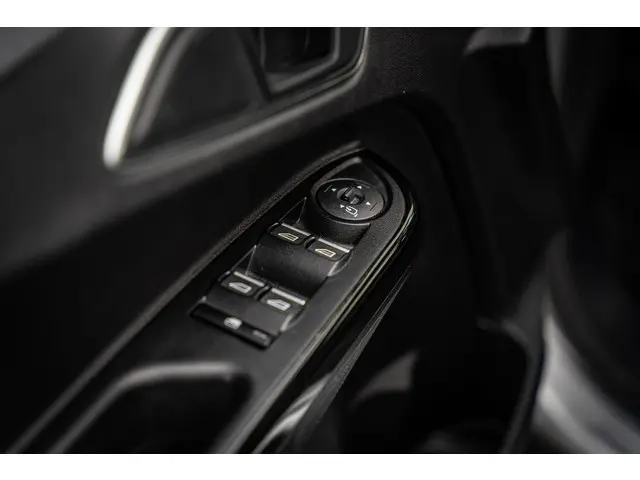 Ford B-MAX 1.0 EcoBoost Titanium 2017 Benzine 23