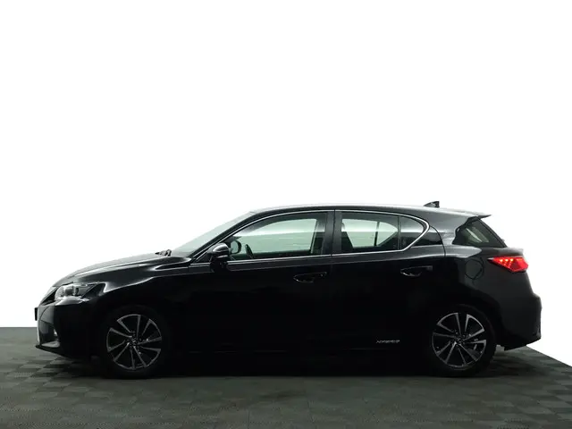 Lexus CT 200h Business Line 2019 Hybride Benzine 31