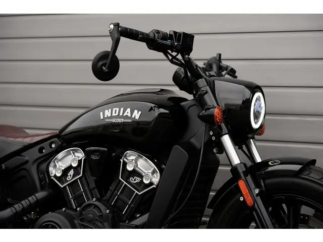 Indian Scout 69 Bobber 2021 Benzine 6