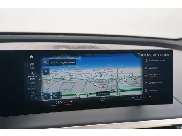 BMW iX xDrive40 2021 Elektrisch 23