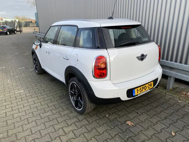 MINI Countryman Mini 1.6 One Business Line 2013 Benzine 16