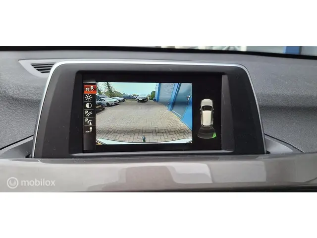 BMW X1 sDrive20i ,Camera,Trekhaak 2017 Benzine 10