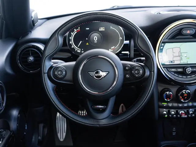 MINI 3-Deurs Cooper 2021 Benzine 8