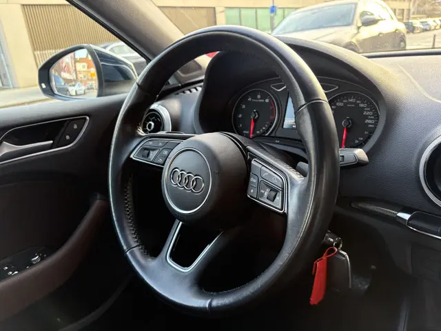 Audi A3 Limousine 35 TFSI CoD Design 2018 Benzine 18