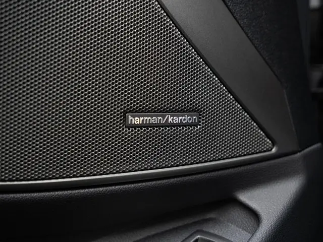 BMW M3 Touring xDrive Competition 2024 Benzine 46