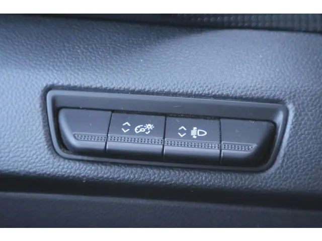 Renault Trafic 2.0 dCi 150pk L2 H1 Automaat 2022 Diesel 35