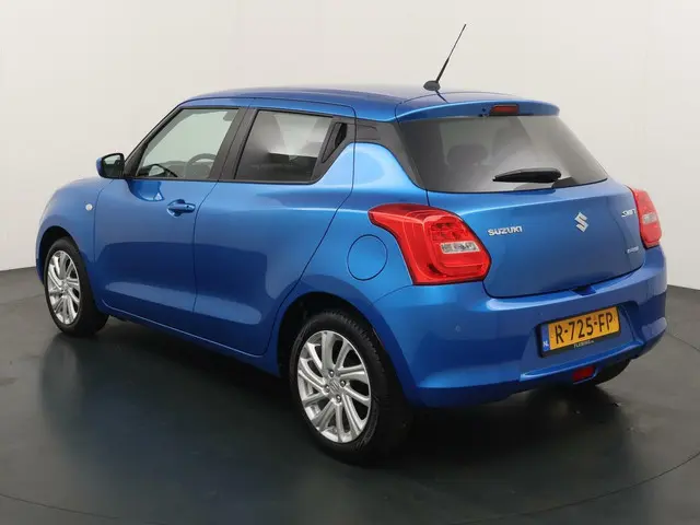 Suzuki Swift 1.2 Select Smart Hybrid 2022 Benzine 3