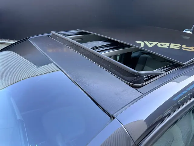 BMW i3 Range Extender 2014 Hybride Benzine 12