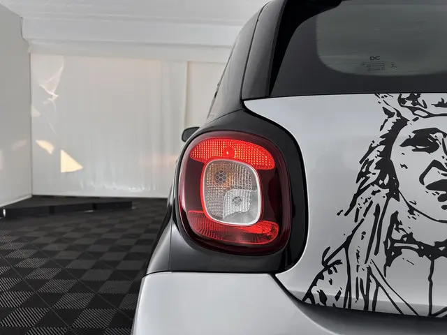 Smart Forfour 1.0 Essential Edition 2015 Benzine 21