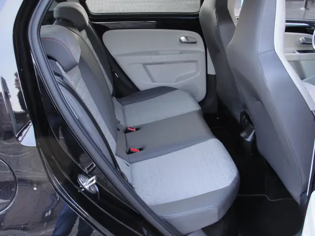 Volkswagen up! 1.0 BMT up! beats audio 2019 Benzine 5