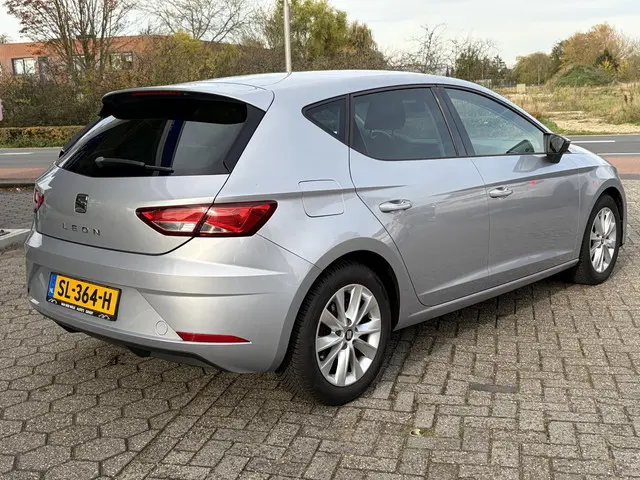 SEAT Leon 1.0 EcoTSI Style 2018 Benzine 8