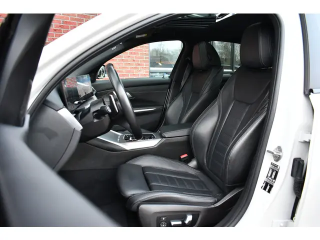 BMW 3 Serie 330 d M-Sport Pro 2023 Diesel 4