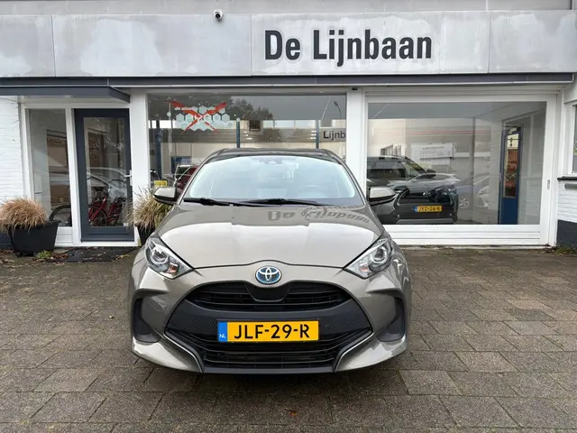 Toyota Yaris 1.5 Hybrid Dynamic 2023 Hybride Benzine 5