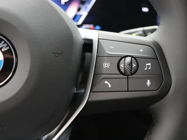 BMW 1 Serie 120 2025 Benzine 15