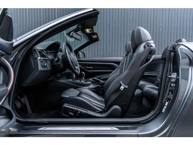 BMW 4 Serie Cabrio 428i 2014 Benzine 25