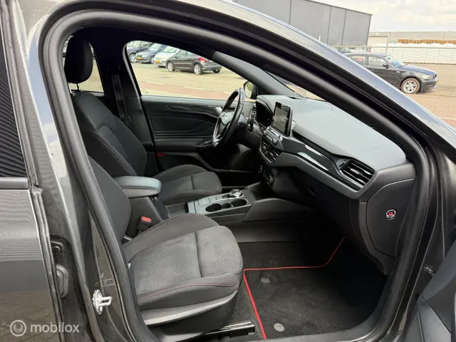 Ford Focus 1.5 EcoBlue ST Line AUTOMAAT 2018 Diesel 13