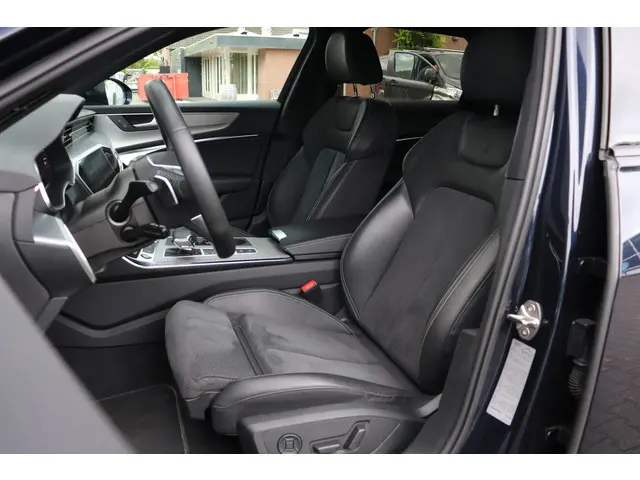 Audi A6 Avant 55 TFSI Quattro S edition 2022 Benzine 37