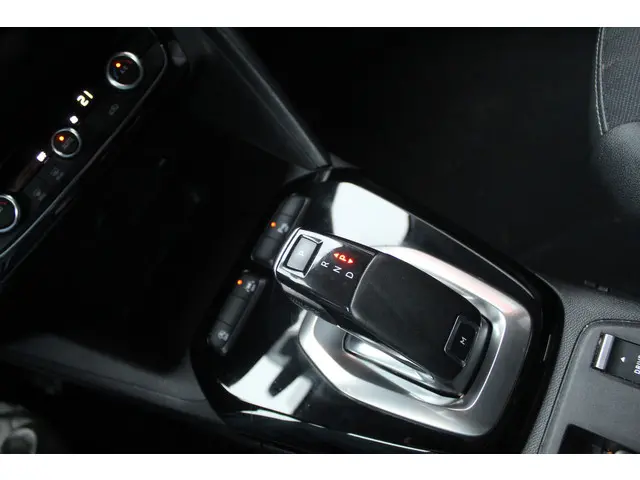 Opel Corsa 1.2 Elegance//Automaat!!101pk!! 2020 Benzine 12