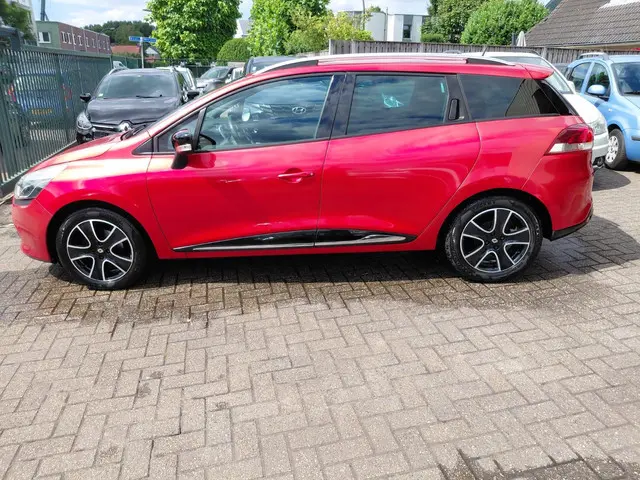 Renault Clio Estate 0.9 TCe Expression 2013 Benzine 5